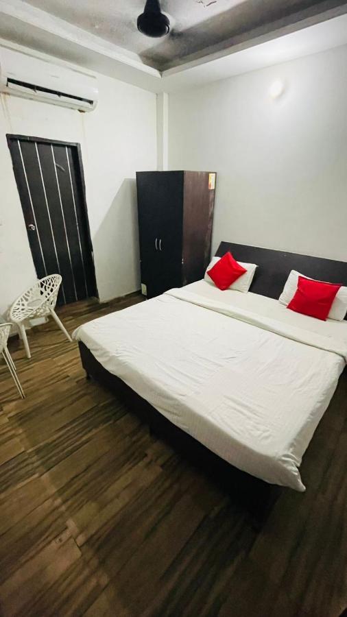 Hotel Pacific Grey By Wb Inn Lucknow Eksteriør billede