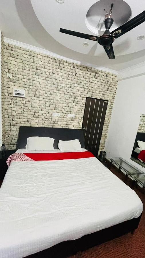 Hotel Pacific Grey By Wb Inn Lucknow Eksteriør billede